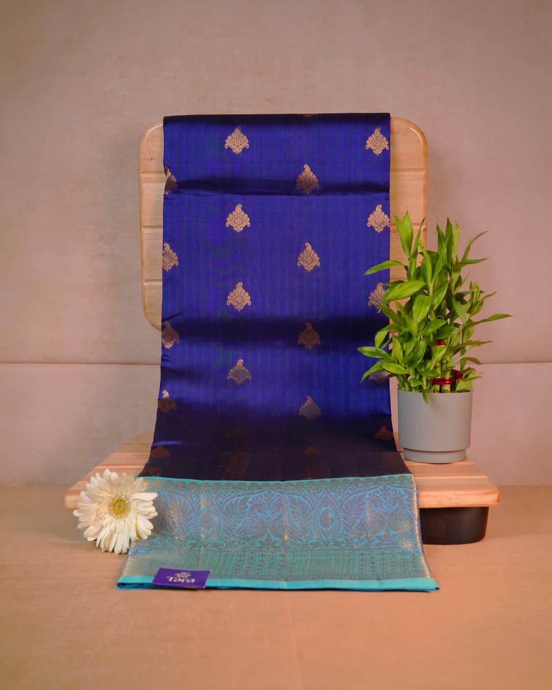 Venkatagiri Pattu Saree – Royal Blue with Peacock Border