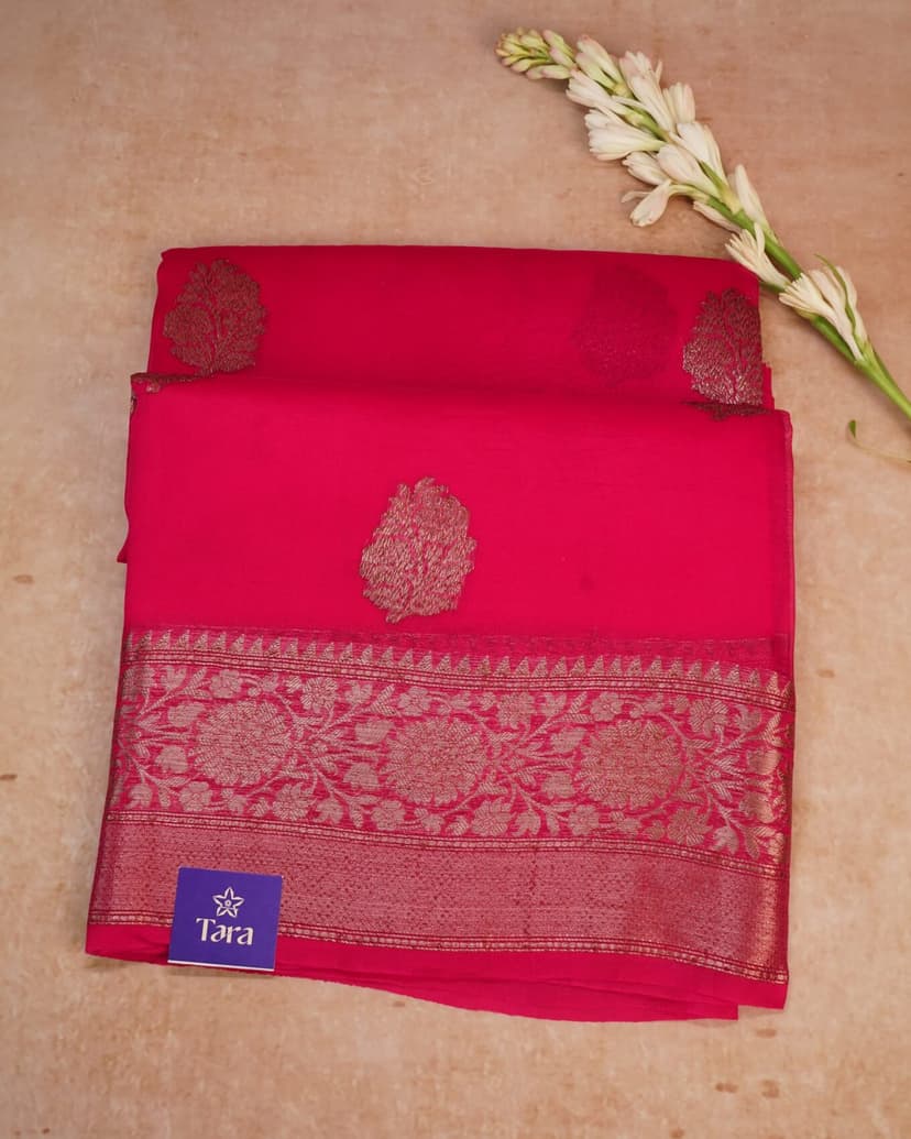 Banaras Kora Silk Saree – Magenta with Gold Motifs